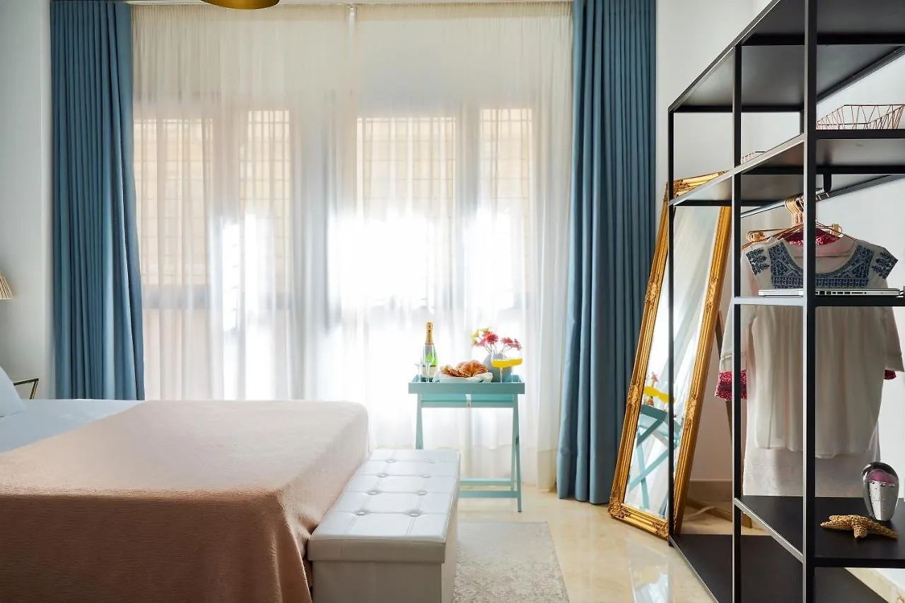 Studio Deluxe With Shared Roof Terrace Málaga Spanien